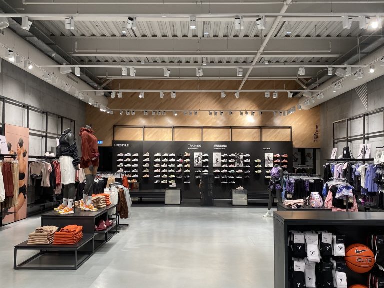 To πρώτο NIKE store της Κύπρου άνοιξε στο Nicosia Mall