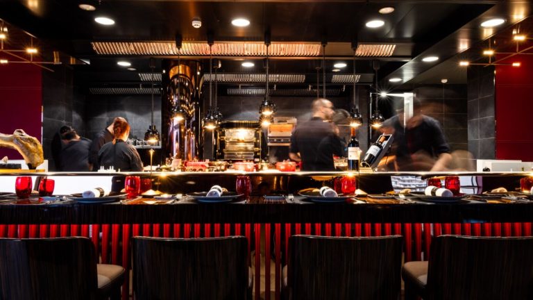 Μια βραδιά με cheese and wine pairing στο L’Atelier Robuchon