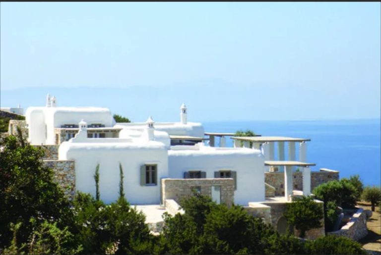 Villa Arktos: Το Απόλυτο Καταφύγιο για Πολυτελείς Στιγμές στην Πάρο